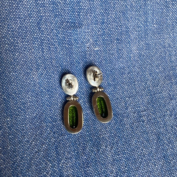 Peridot earrings - Picture 3 of 4